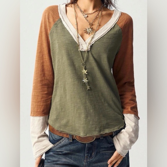 Women’s Boho Long Sleeve Slouchy Shirt Size M Pullover Cotton V Neck Olive Green - Picture 2 of 10